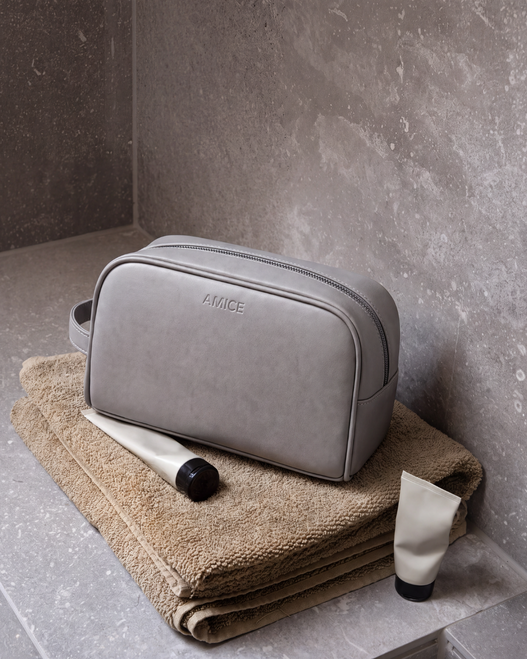 Toiletery bag grey