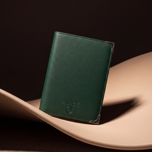passport holder green