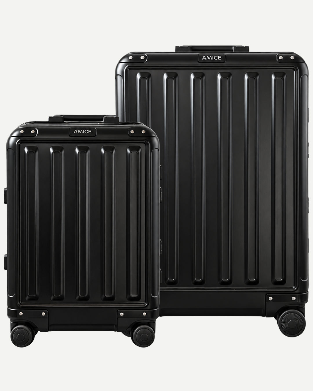 Check-in / Black